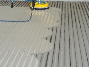 metal roof cleaning 